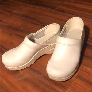 White Dansko Shoes sz 37